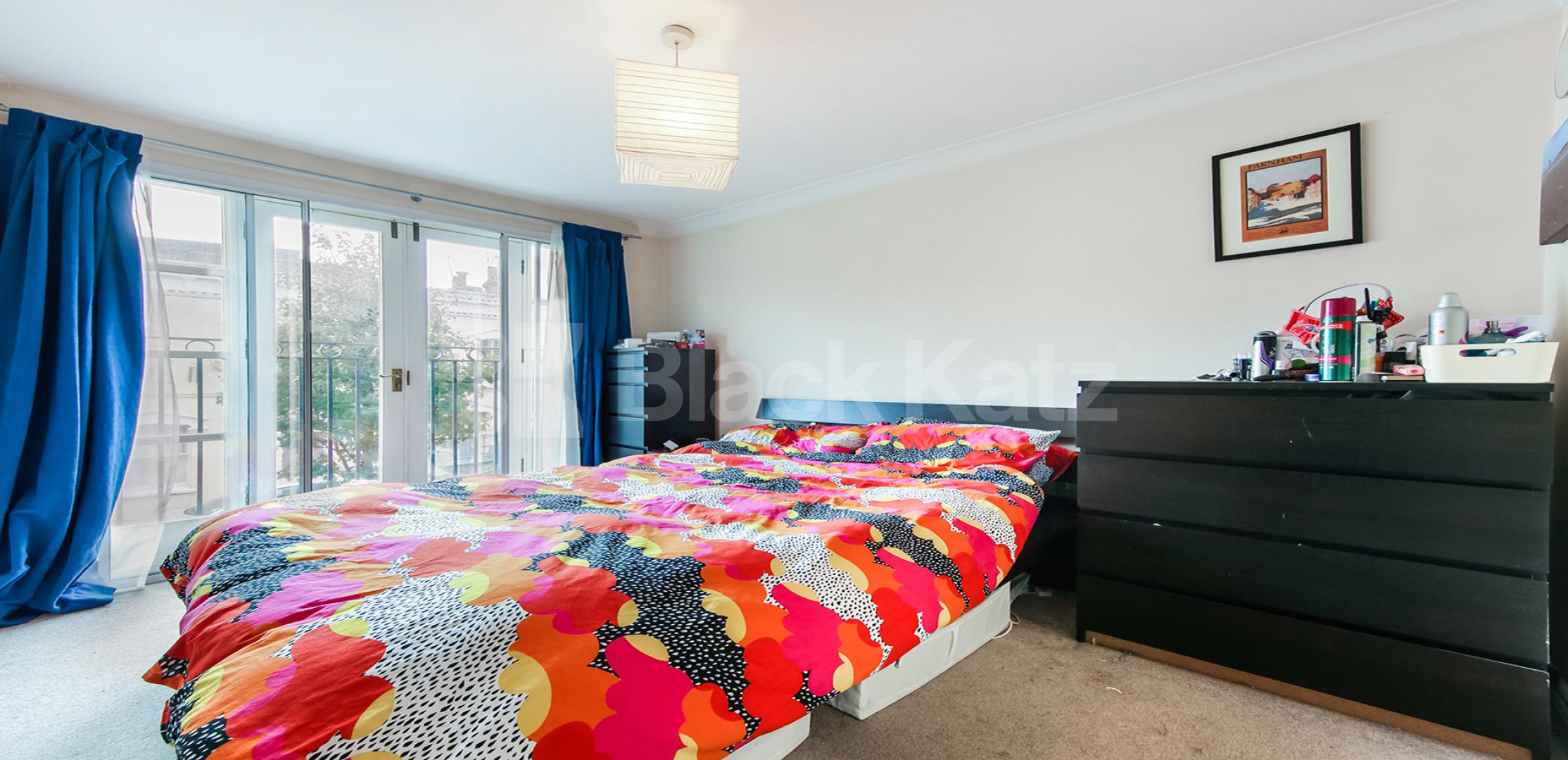 			UNDER OFFER , 2 Bedroom, 1 bath, 1 reception Apartment			 Draymans Court, Stockwell Green